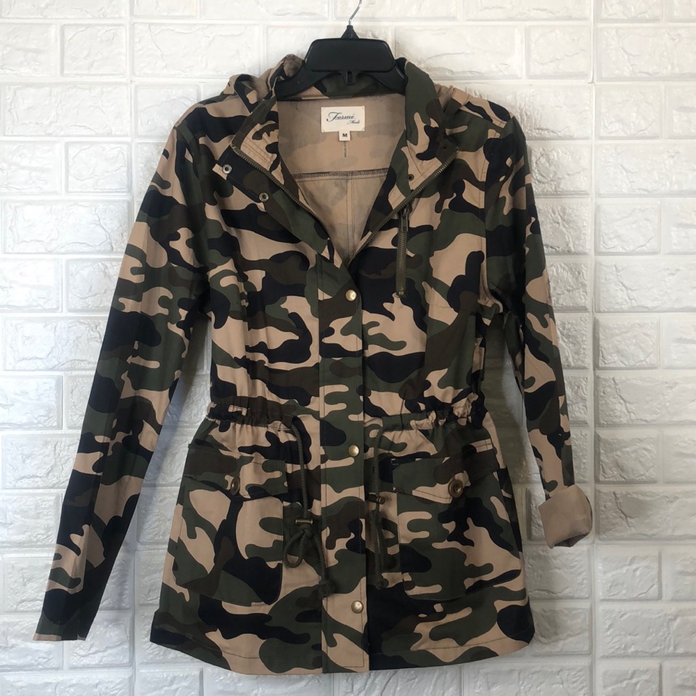 NWT‎ Forme Mode camo camouflage utility jacket